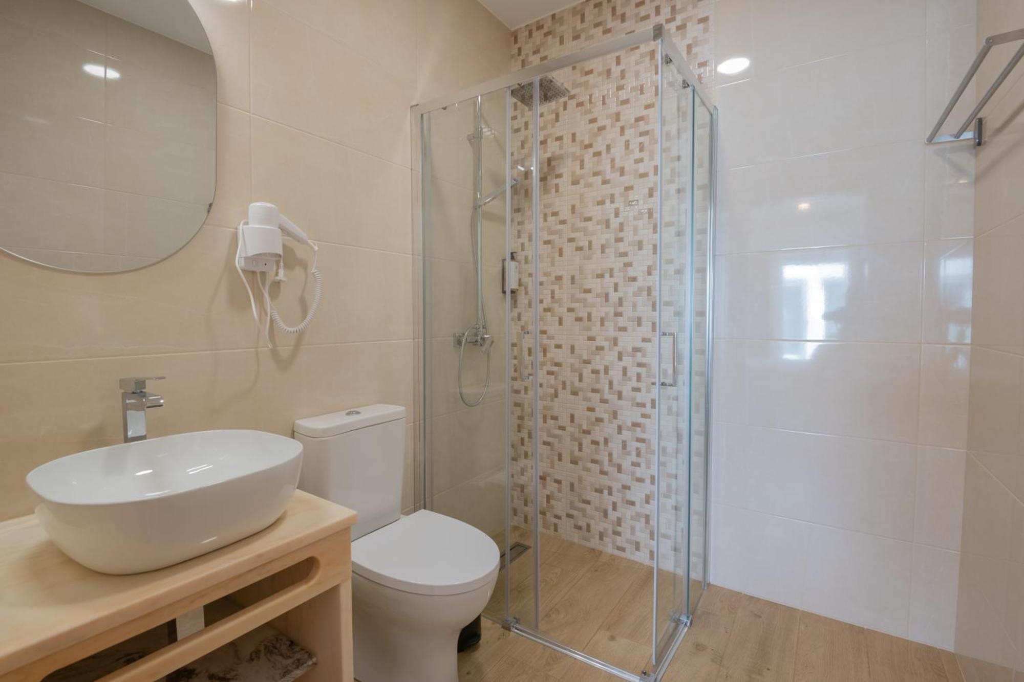 Villa Harbour Rooms & Apartments 米尔芳提斯城 外观 照片
