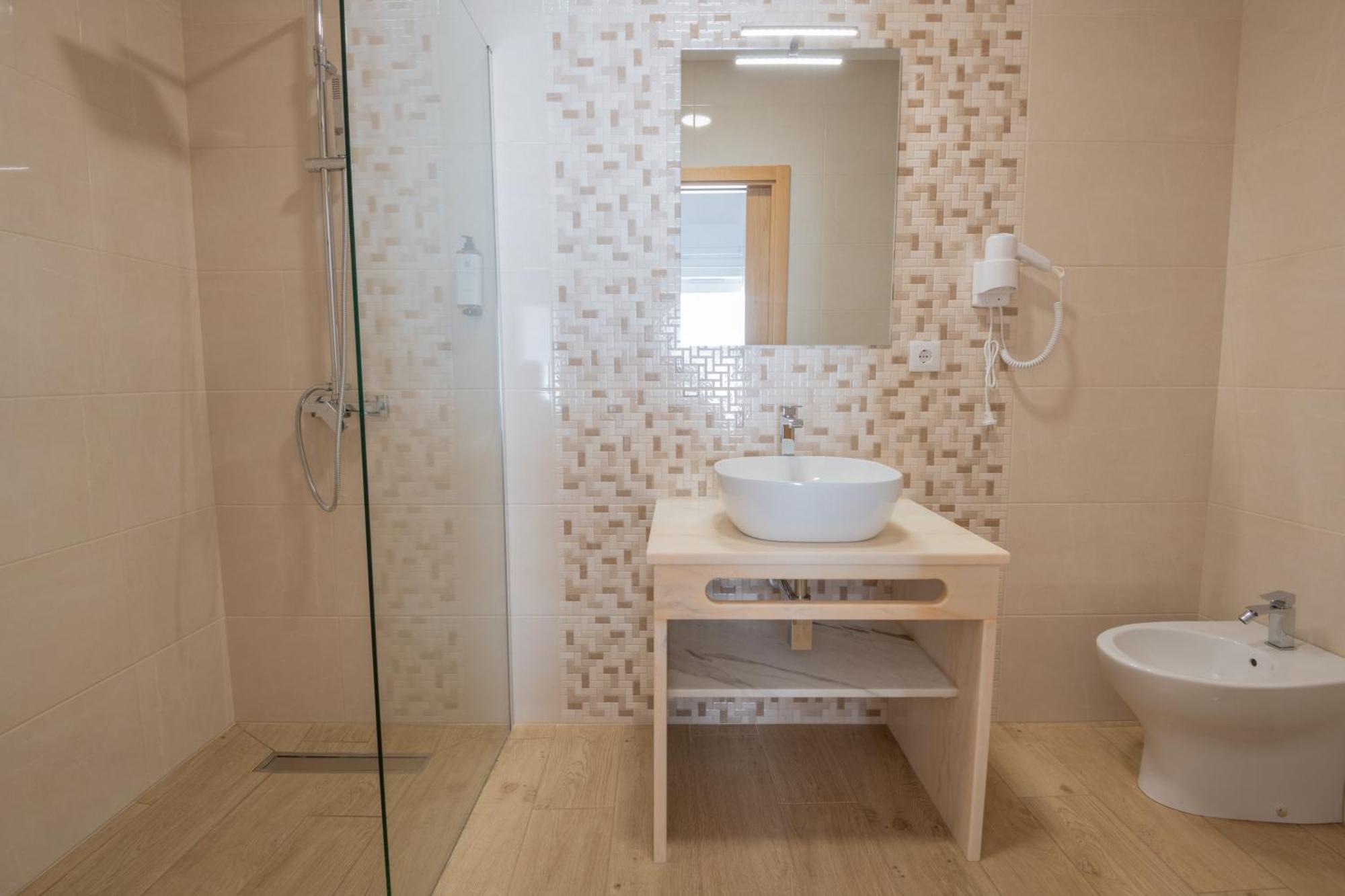 Villa Harbour Rooms & Apartments 米尔芳提斯城 外观 照片