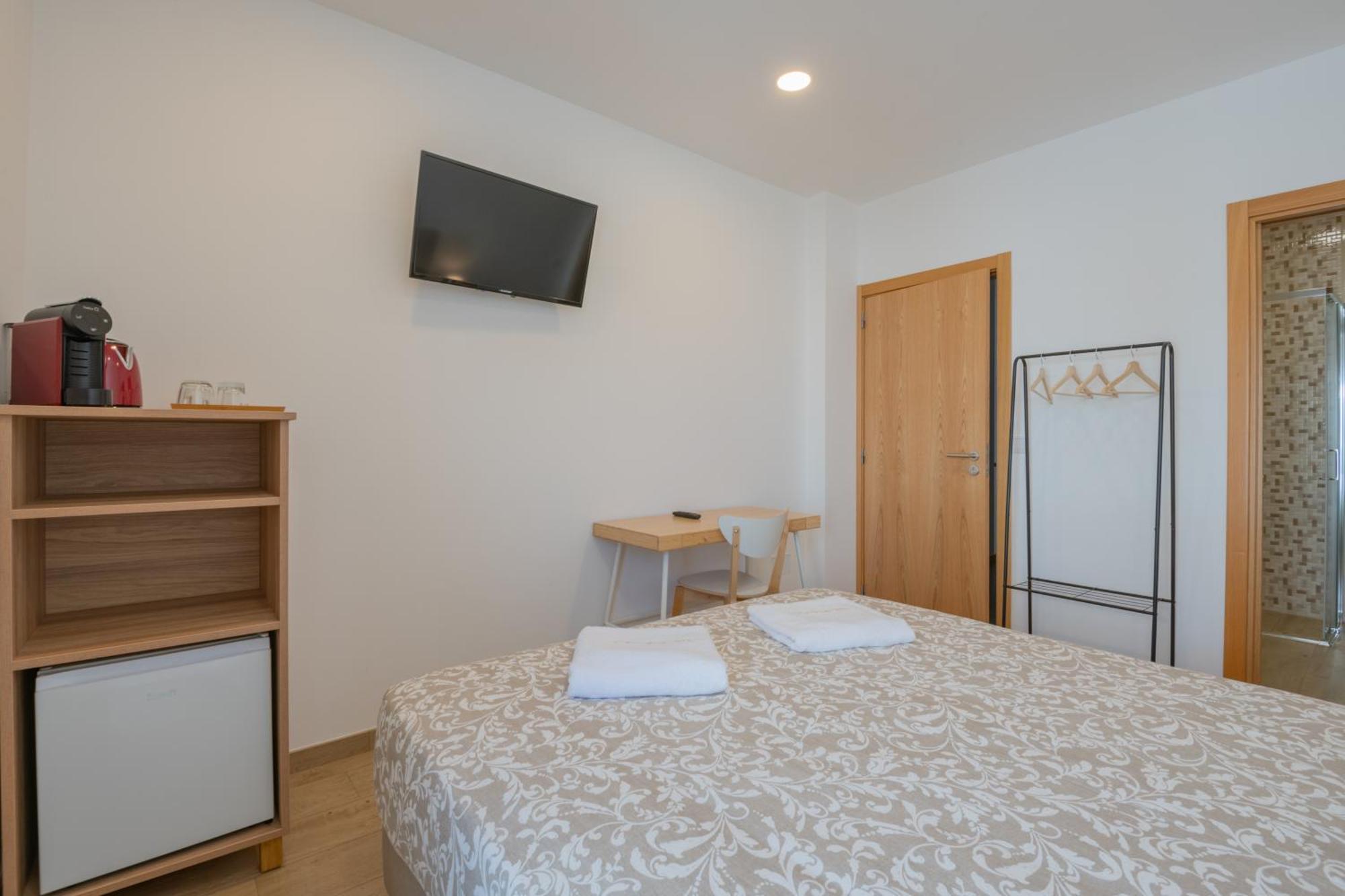 Villa Harbour Rooms & Apartments 米尔芳提斯城 外观 照片